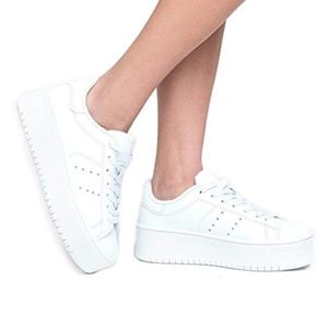 j adams sneakers
